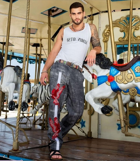 Pantalón bordado